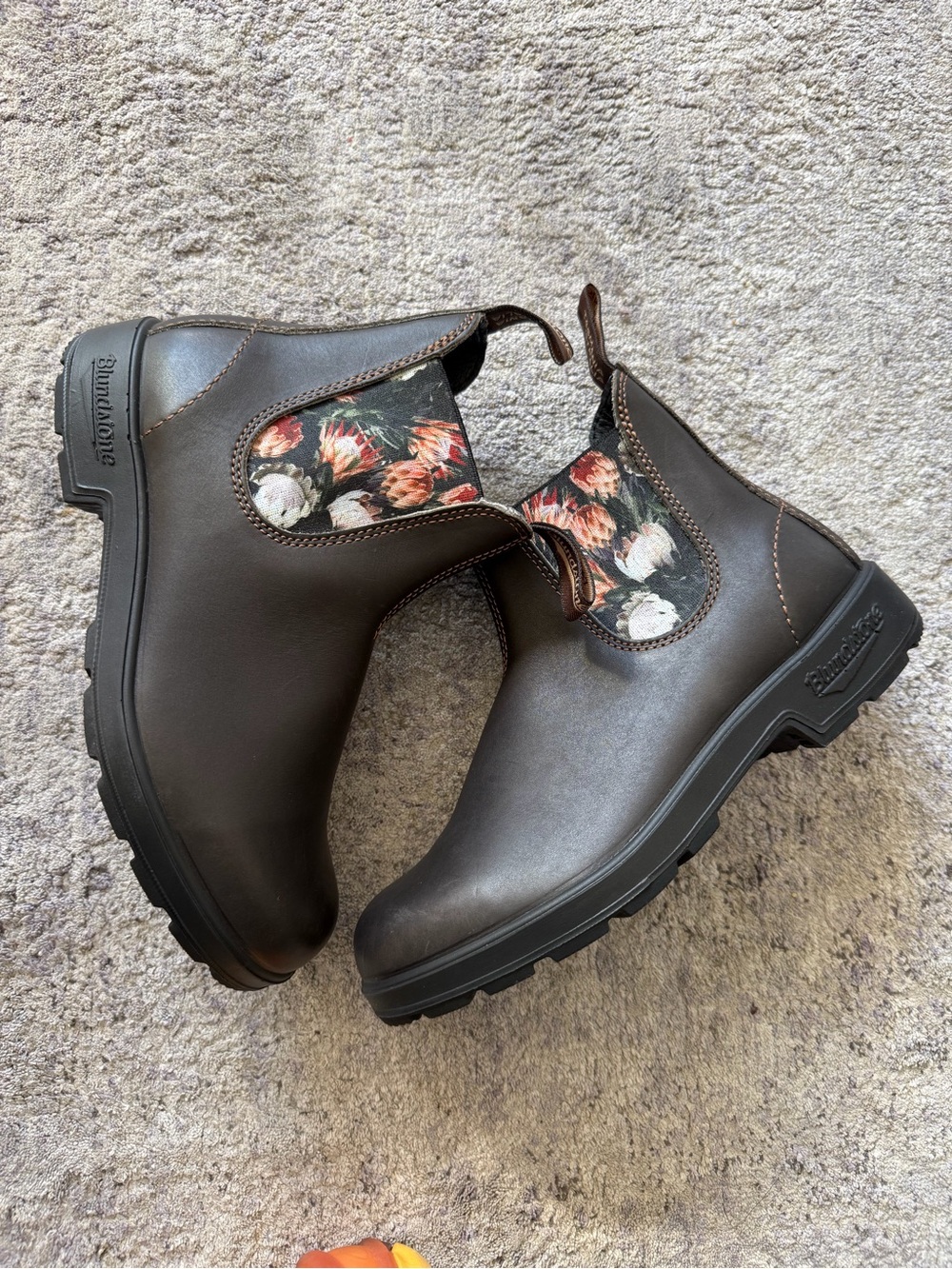 Blundstone Brown Leather Chelsea Boots with Floral Side Panels